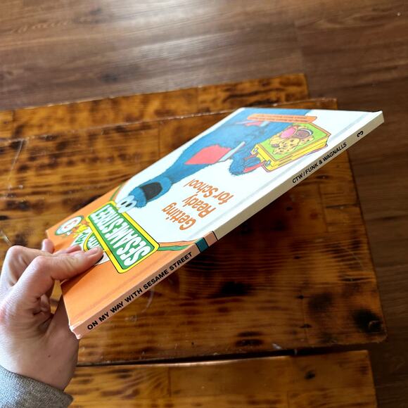Vintage '89 On My Way With Sesame Street Getting Ready For School Hardcover Book - Picture 9 of 9